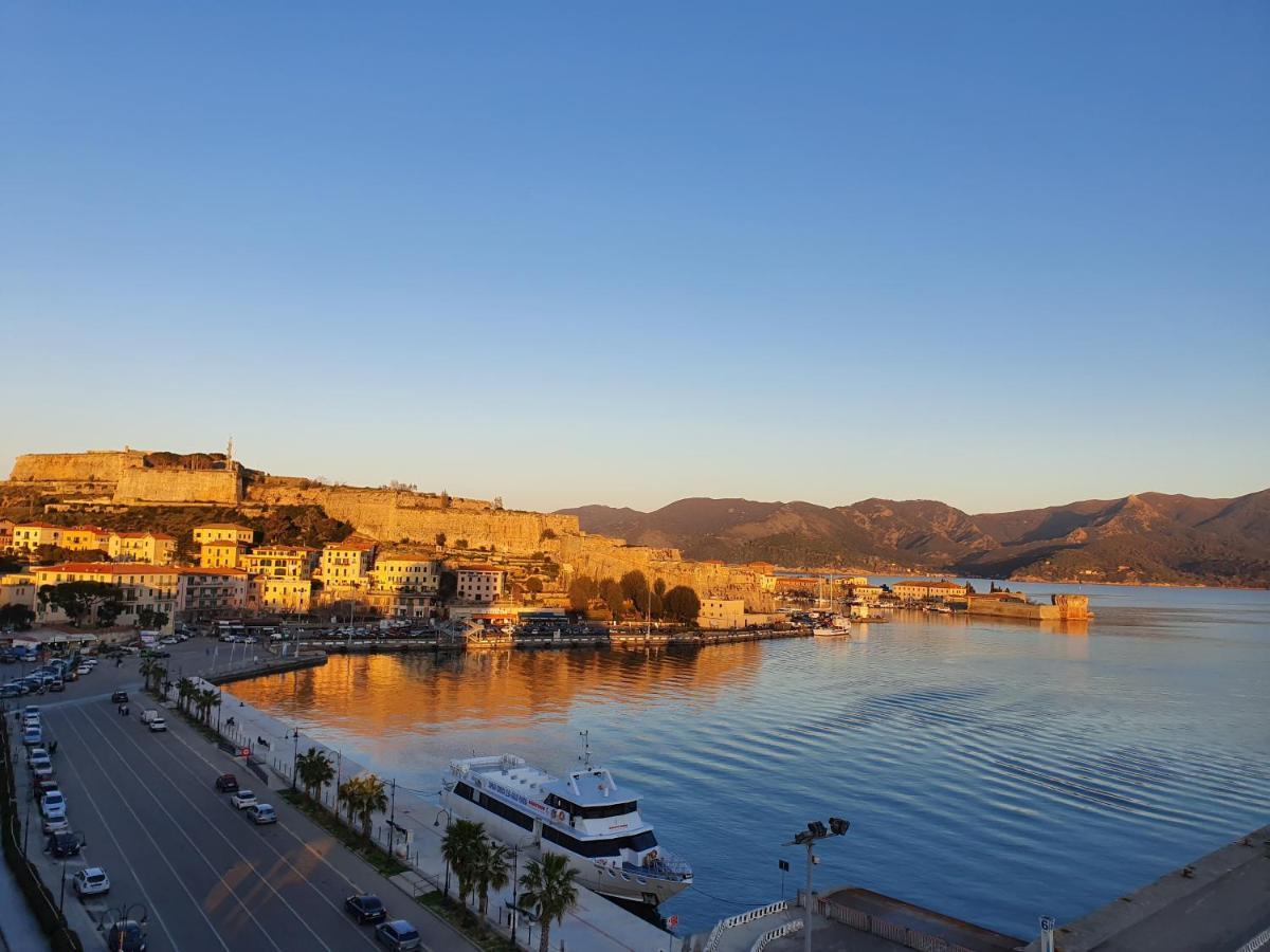 Loft Vista Mare Elba Apartment Portoferraio Bagian luar foto