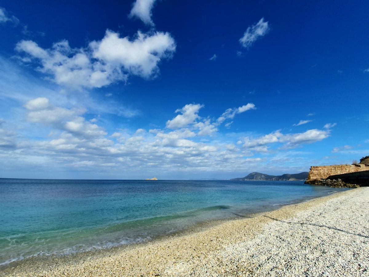 Loft Vista Mare Elba Apartment Portoferraio Bagian luar foto